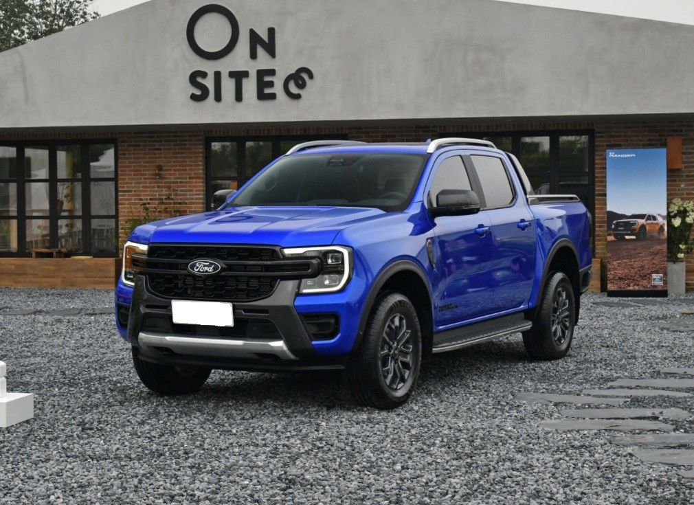 2024 Jiang Ling Off-Road Ford Ranger Raptor T7 T6 2.3T Diesel Gasoline 4x4 Pickup Trucks