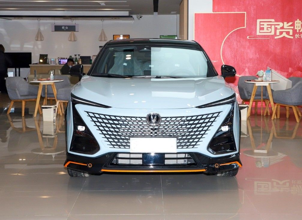 Medium SUV Prepayments Booking Changan UniT 2024 Petrol Gasoline Car 1.5T 188HP Cars