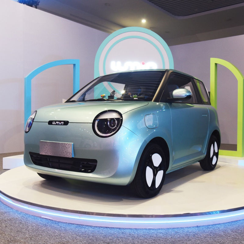 4 Seater Changan Electric Car Left-Hand Drive Lumins Mini EV with Lithium Battery