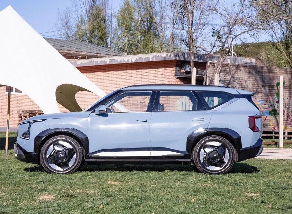 Electric Medium SUV 700km Long Range EV SUV 2023 KIA EV5 Best for Family Travelling