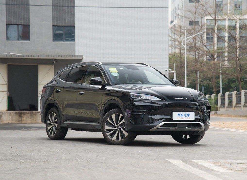 Left-Steering 2024 BYD Song Plus EV Flagship 605km Range Lithium Battery Electric SUV