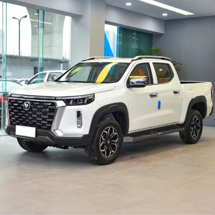 Turbo Engine 4x4 Four-wheel Drive Changan Explorer Pickup Trucks with Top Edition