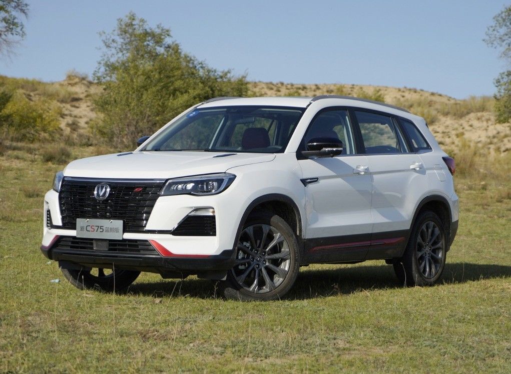 2024 Changan Auto White SUV Gasoline Car with ABS Changan CS75 CS55 CS95 Fuel Vehicles