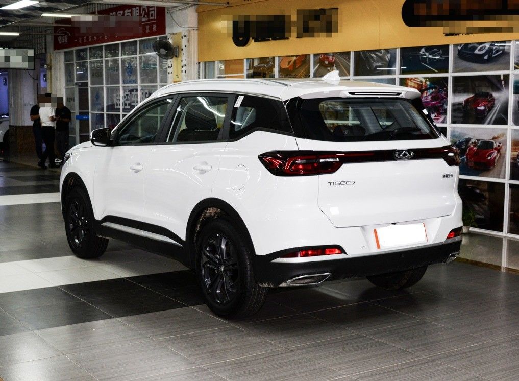 2023 Chery Tiggo 7 Pro Max Gasoline Car with Panoramic Sunroof and LED Headlights