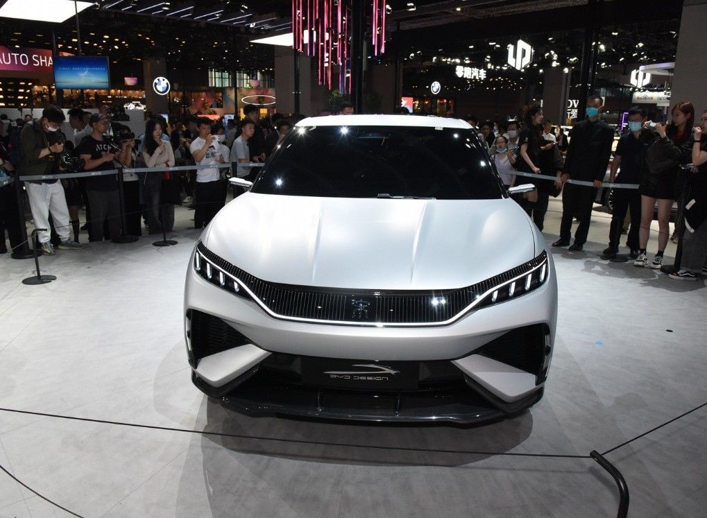 BYD Song L EV 2024 Electric Car 662km Range High Speed 4WD Adult Battery Electric Energy