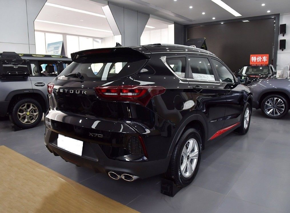 Jetour X70 Plus 7 Seats 2024 DCT Automatic SUV with Panoramic Sunroof and Performance