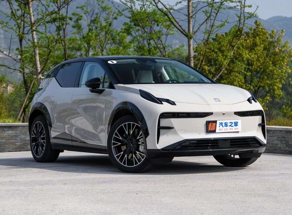 Geely Zeekr X The 2024 2023 Year 4WD Midsize SUV That Will Revolutionize Your Commute