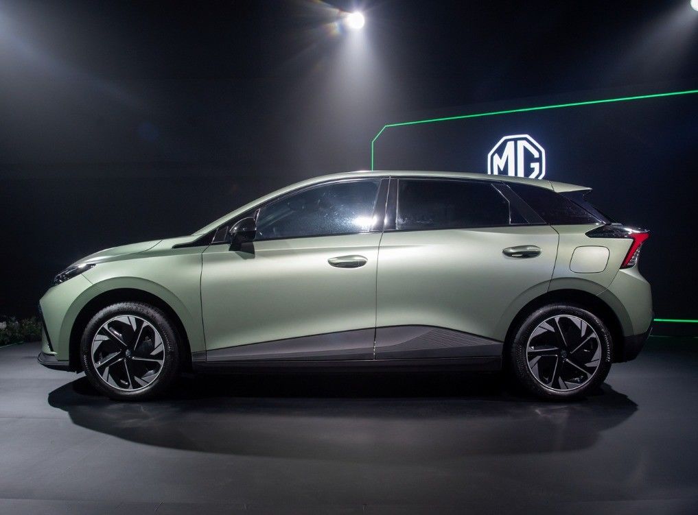 Electric SUV EV Car SAIC MG MULAN 2024 4WD with Lithium Battery and Genuine Packaging