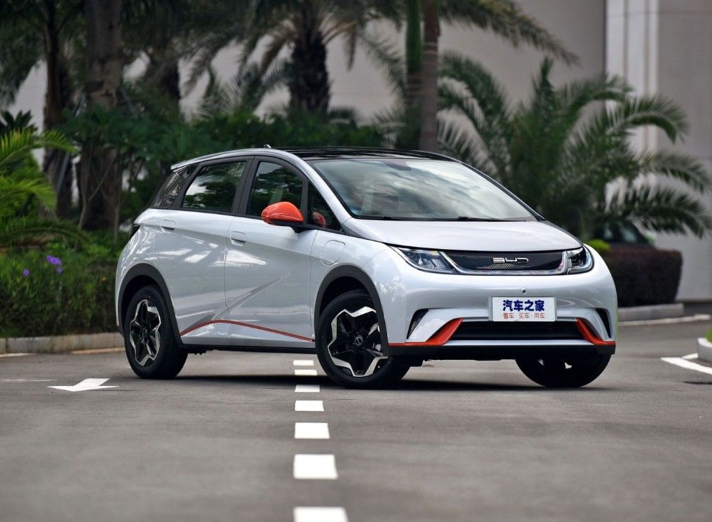 BYD Dolphin EV 2024 405KM Fashion Edition High Speed Energy Car BYD Song Yuan Plus Models