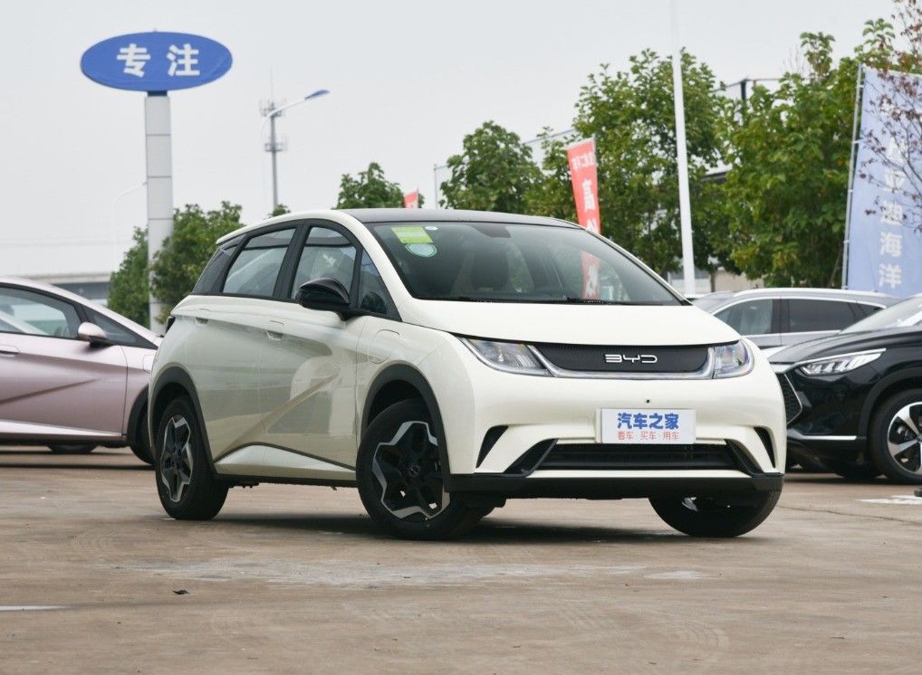 BYD Dolphin EV 2024 405KM Fashion Edition High Speed Energy Car BYD Song Yuan Plus Models