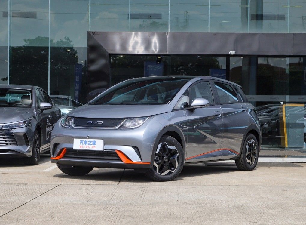 BYD Dolphin EV 2024 405KM Fashion Edition High Speed Energy Car BYD Song Yuan Plus Models