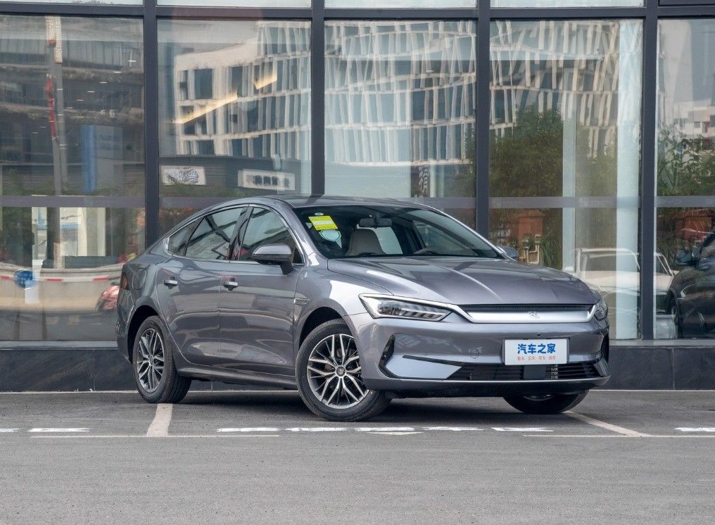 Long-Lasting and Eco-Friendly 2024 BYD Qin Plus EV 600 Electric Car for Ride-Hailing