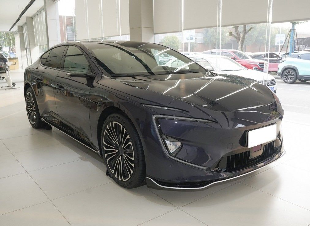 Revolutionize Your Business with Avatr 12 EV A Ternary Lithium Ion Battery Electric Car