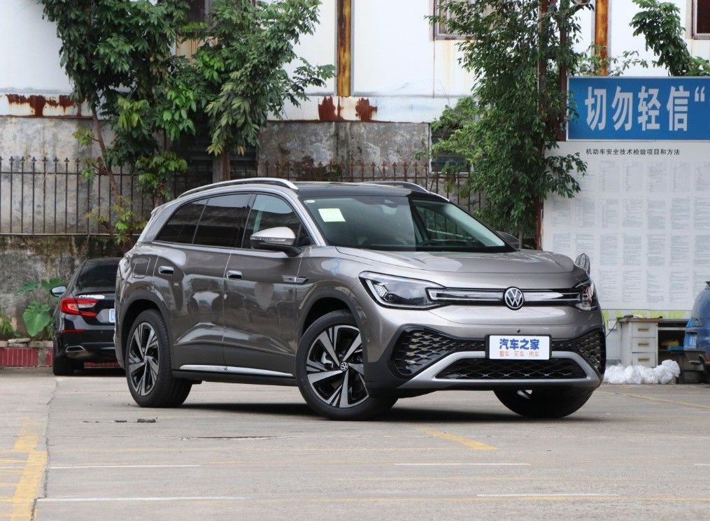 Midsize SUV Left Drive 2024 Volkswagen ID6 Crozz Pro Electric Vehicle for Availability