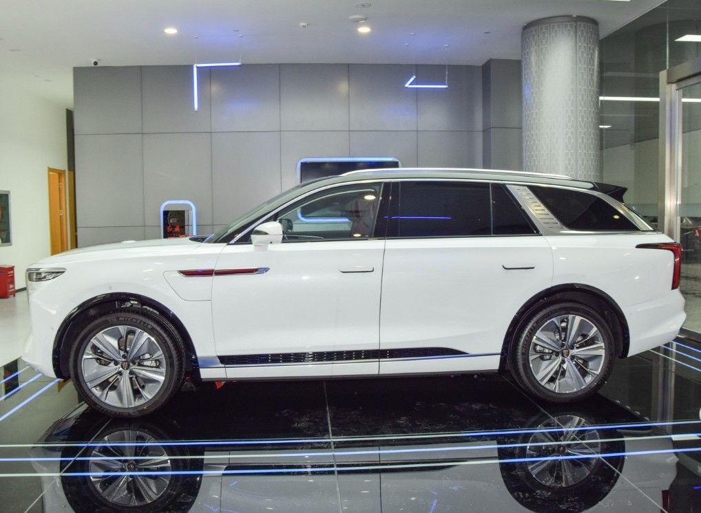 s Hongqi Ehs9 Electric SUV Car with Ternary Lithium Battery and Top Speed of 200 km/h