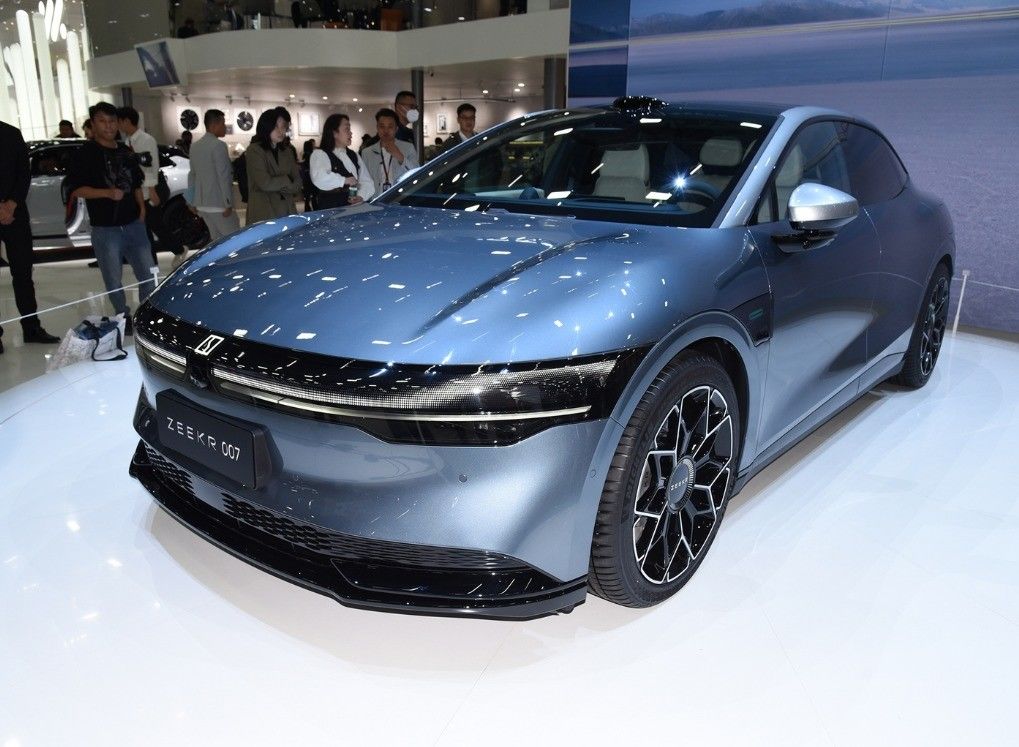 Electric Car Adult Sedan Level Zeekr 007 AWD 2024 Geely Battery EV Dual Motors Energy Vehicle