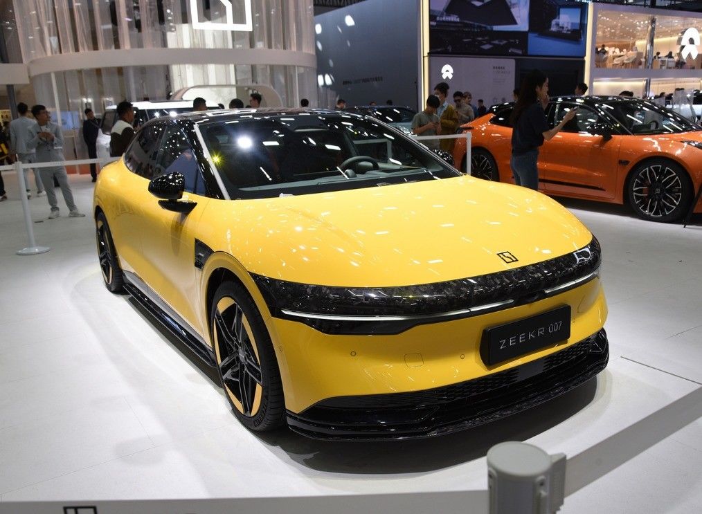 Electric Car Zeekr 007 Automotive Electric Vehicle Geely Elektro Car Energy Vehicles 5 Seats 5 Doors