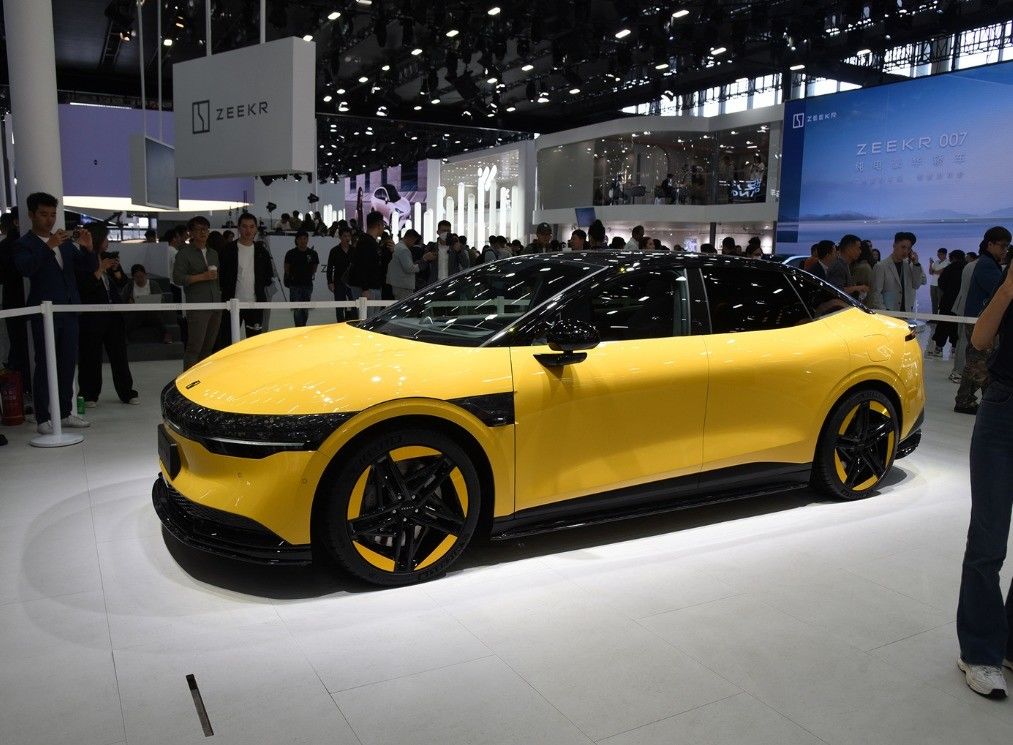 Electric Car Zeekr 007 Automotive Electric Vehicle Geely Elektro Car Energy Vehicles 5 Seats 5 Doors
