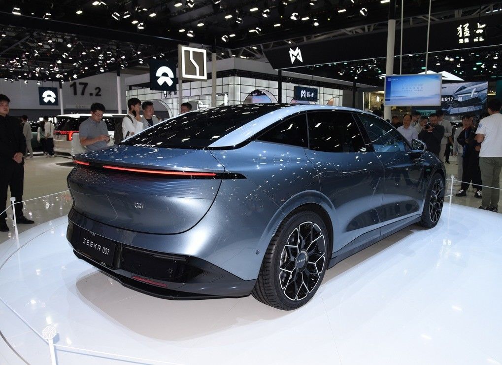 Electric Car Zeekr 007 Automotive Electric Vehicle Geely Elektro Car Energy Vehicles 5 Seats 5 Doors