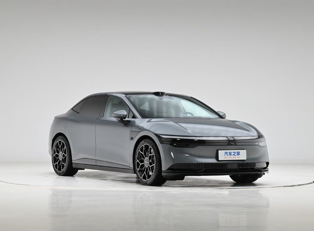 2024 Geely ZEEKR 007 Battery Electric Vehicle Top Ranking for 5 Seat 5 Door EV Sedan
