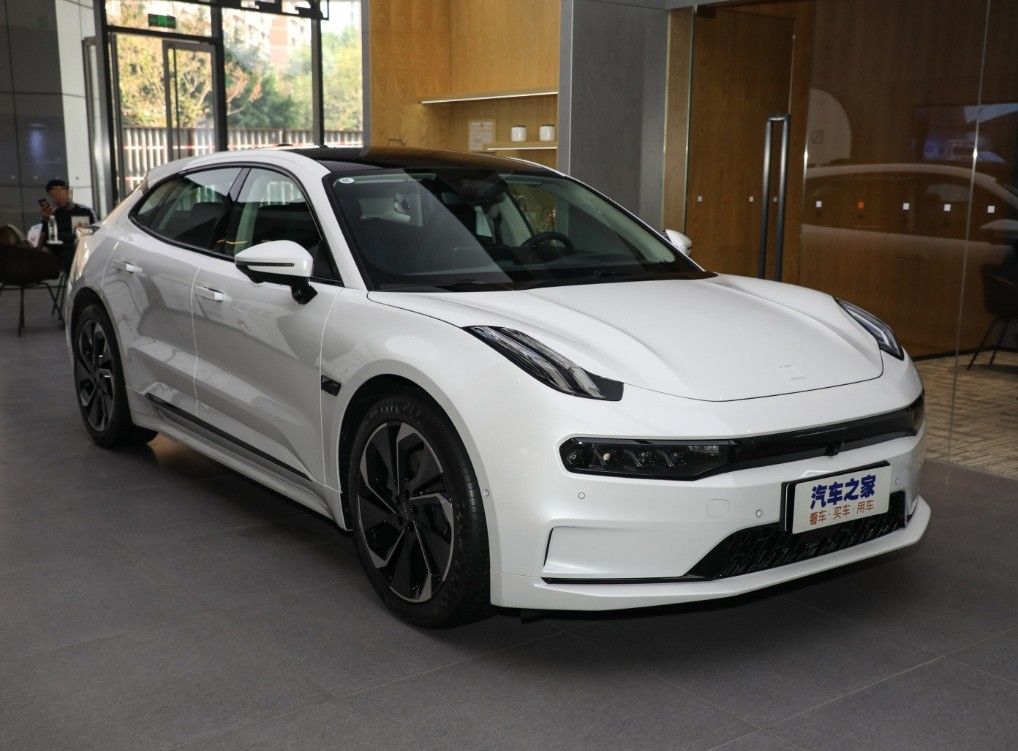 High Speed Range 616km Electric Sports Car Geely Zeekr 001 2024 Left-Steering Version