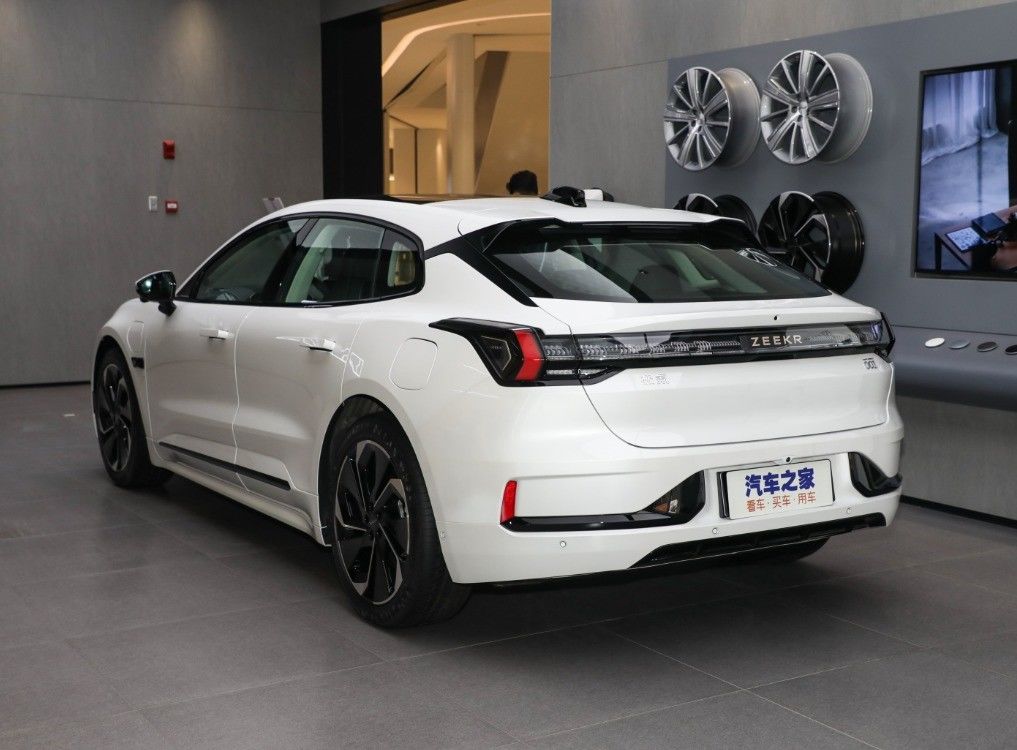 Geely Zeekr 001 z-sport 2024 Electric Vehicle Your Ultimate Choice for and 616km Range