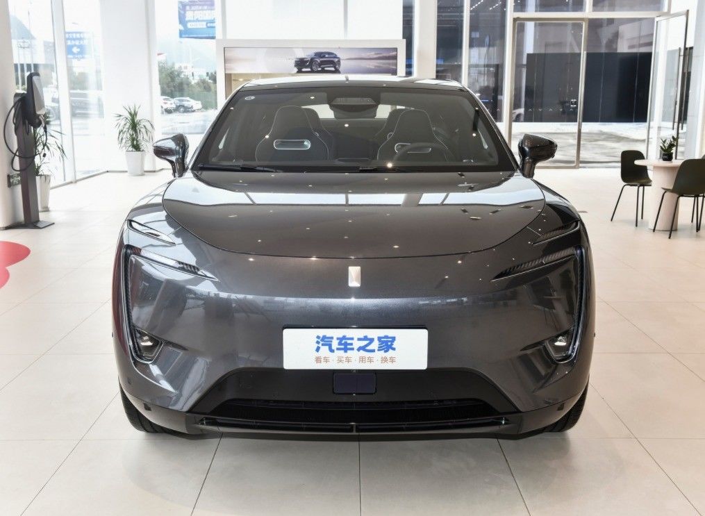 SUV EV Car Changan Avatar 11 Electric Car with 4 Seats 705km Range and 4x4 Capability