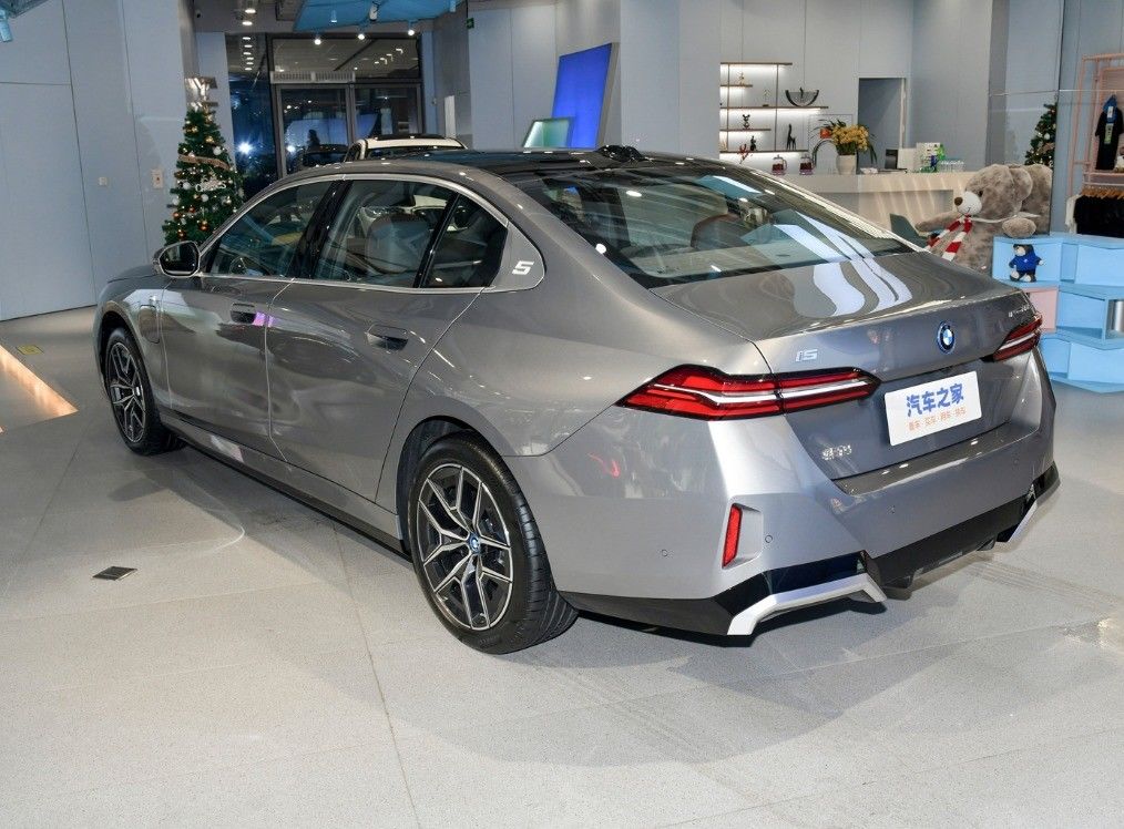 エネルギー車両 ルックスセダン BMW i5BMWi5 2024 eDrive 35L 2023 BMWi5 M60 中古車