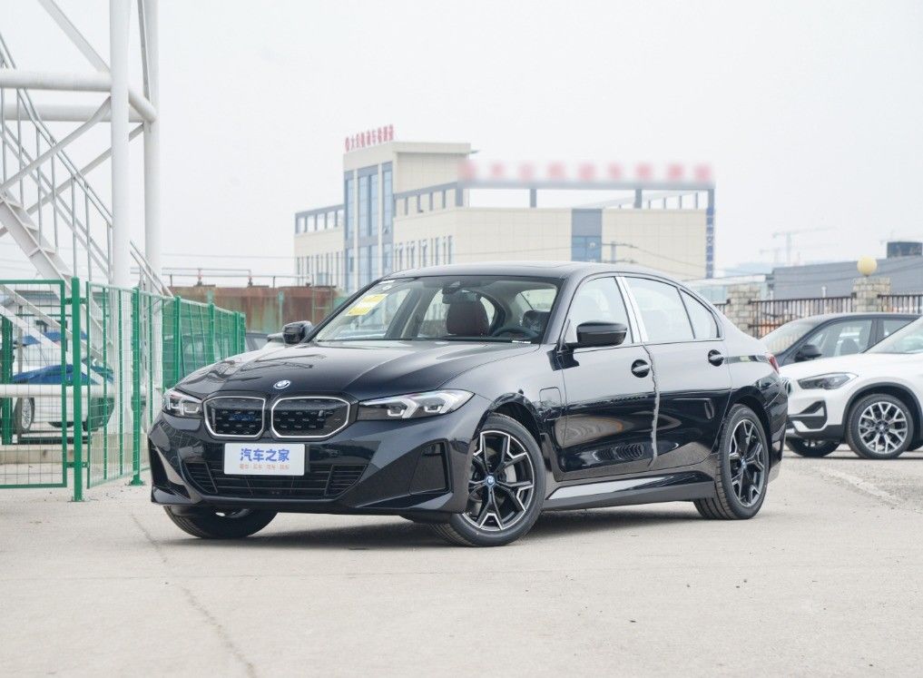 2023 BMWi3 40L Sport Battery Electric Vehicle Type of battery Ternary lithium battery