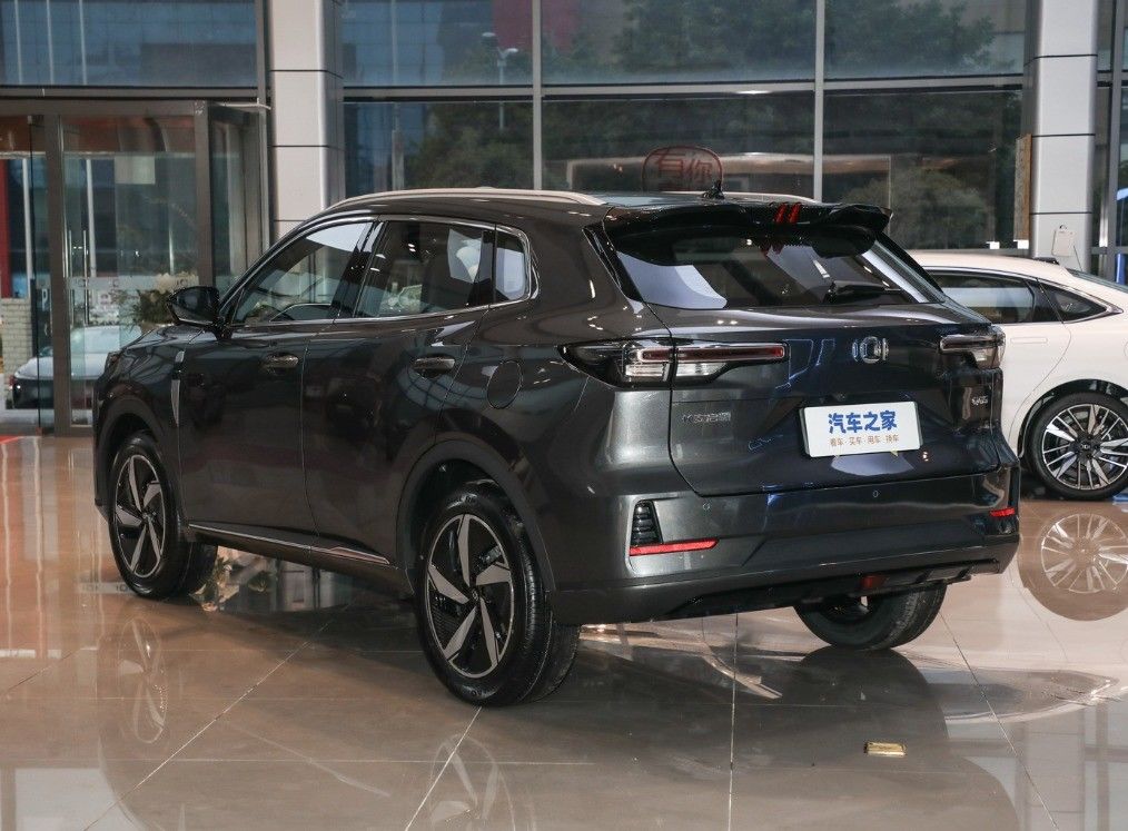 2024 Changan Qiyuan Q05 145 Max Edition Electric SUV with Ternary Lithium Ion Battery