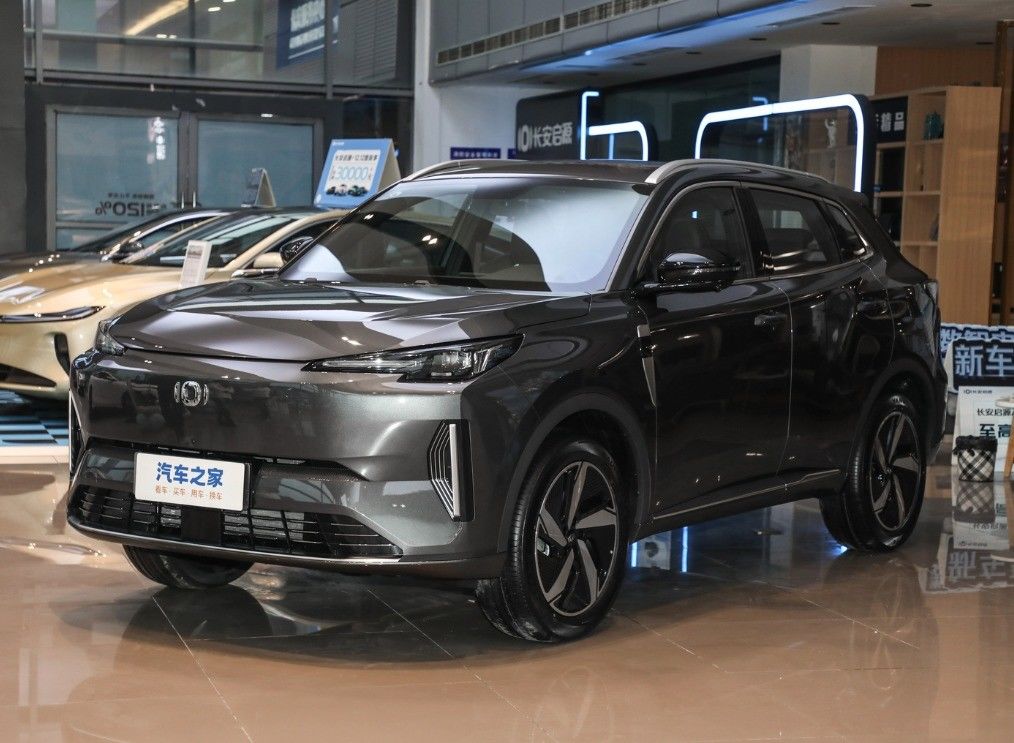Energy Vehicle Changan Qiyuan A05 A06 A07 2024 Ev Car with Left Steering and 515km Range