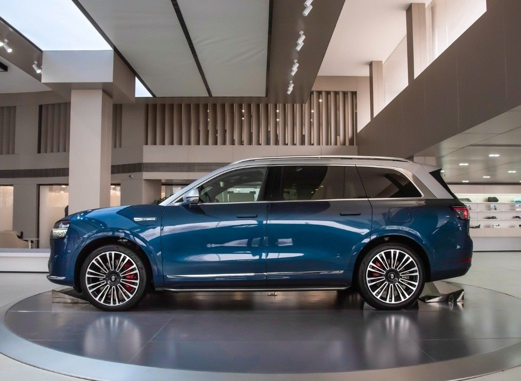 Battery Electric Vehicle Aito M9 Luxury Car The Perfect Blend of Style and Efficiency