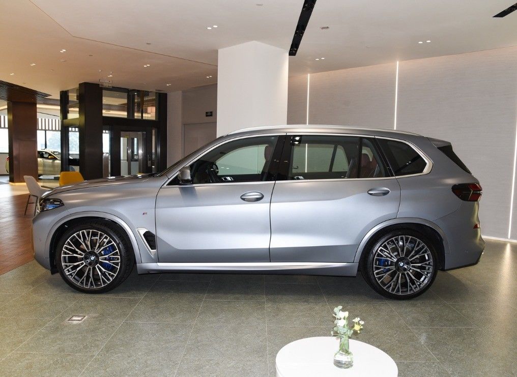 2024 Electric Smart Luxury BMW X5 SUV Car with X Drive 30Li M Sport and 40L eDrive