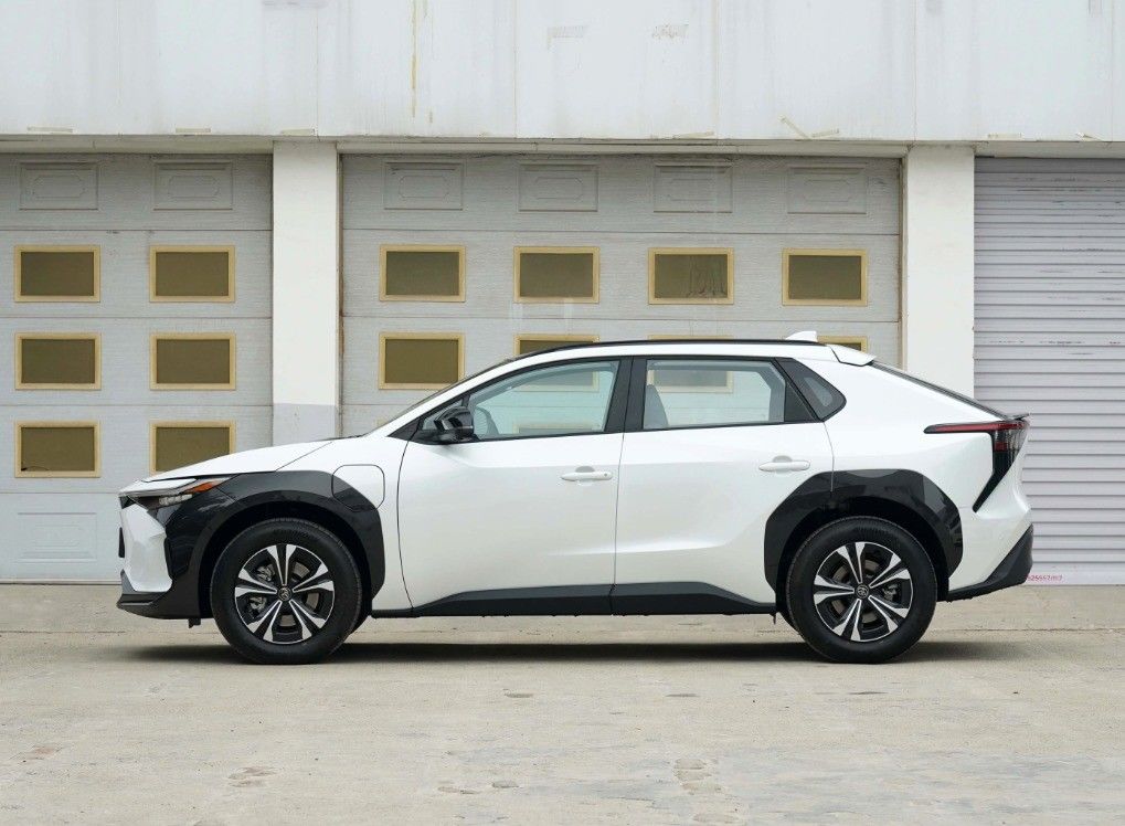 FAW Electric Cars For Adults Toyotas BZ4X EV Cars Version Used Cars Electric Vehicles
