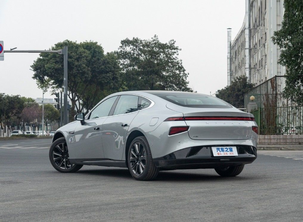Left Steering speed Xpeng P7 Electric Car Sports Coupe 2023 Best for Medium Vehicles