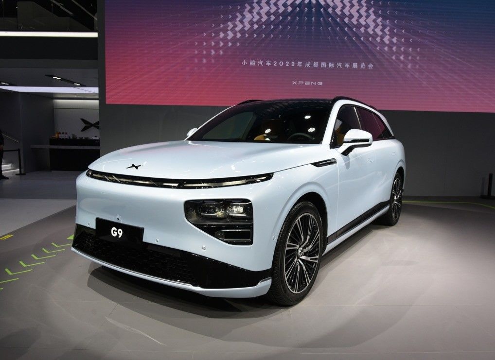 2023 Xpeng G9 G6 P7 X9 EV Car 702km Long Range Battery Electric Vehicle 5 Seats 5 Doors