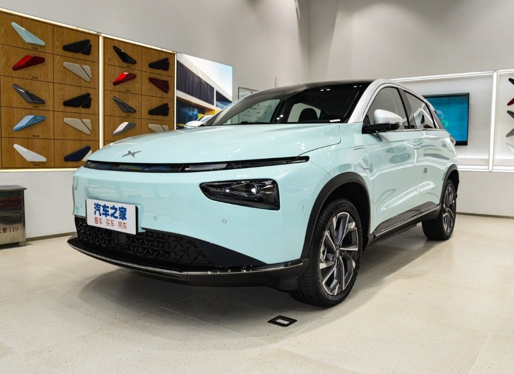 Left Steering Xpeng G3 G3i Electric Car 5 Seats 5 Doors for Adult 2023 Energy Vehicles
