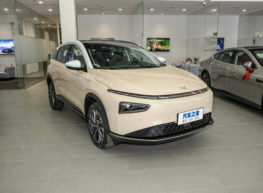 Left Steering Xpeng G3 G3i Electric Car 5 Seats 5 Doors for Adult 2023 Energy Vehicles