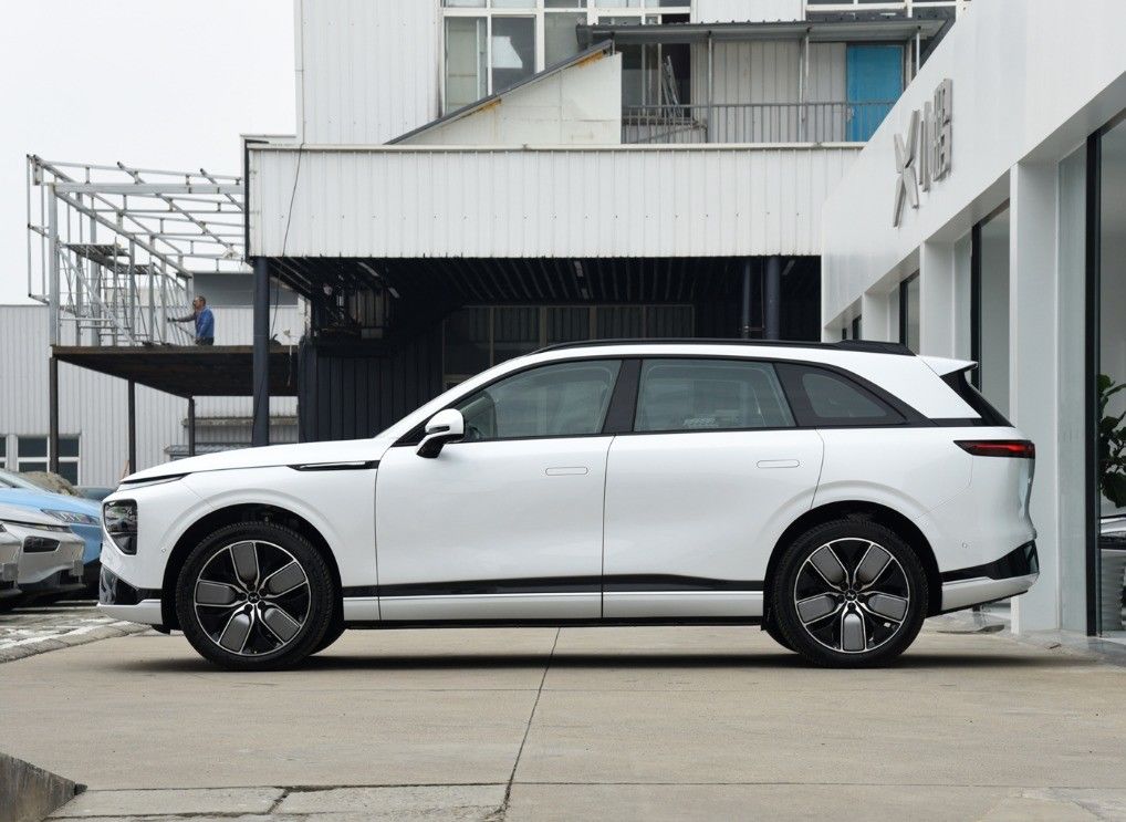 Xpeng P7 P5 G6 G3 G3i Model EV Cars Large SUV Made In with Ternary Lithium Ion Battery