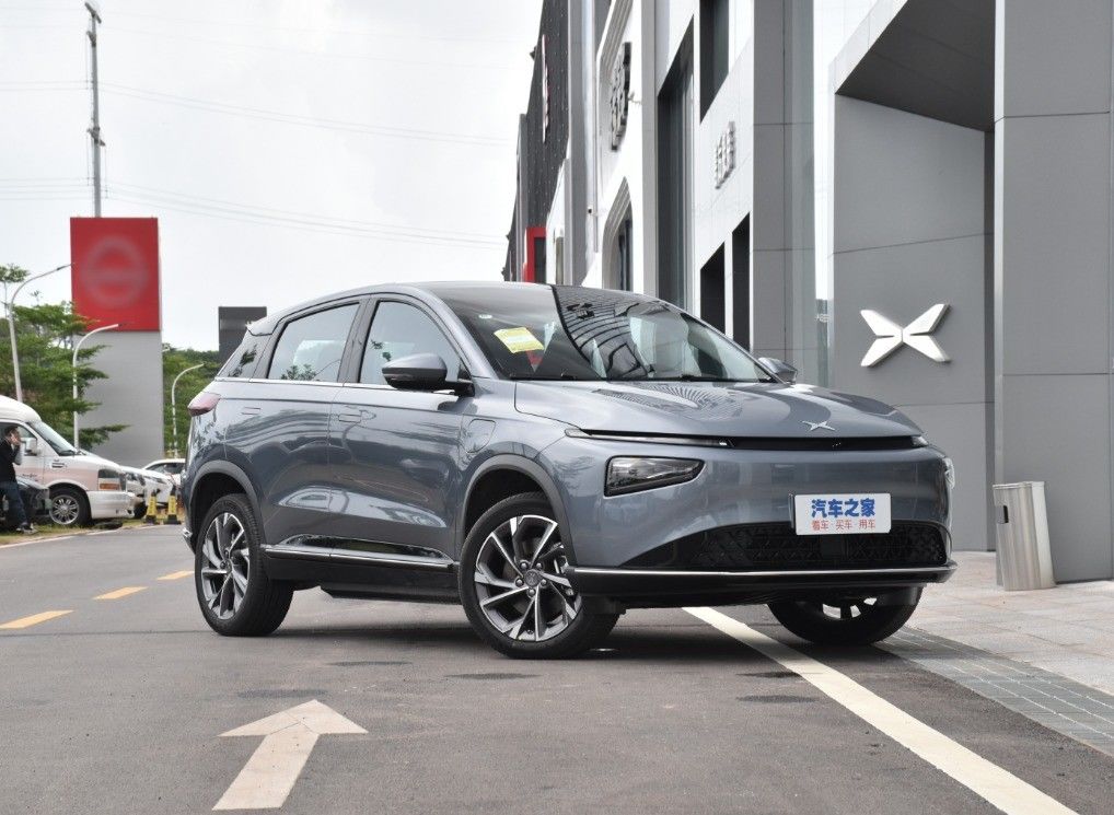 2022 Xpeng G3i 520G Electric Car Auto Energy Vehicle with Ternary Lithium Ion Battery