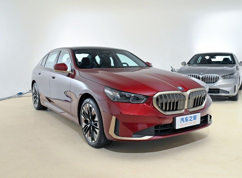 BMW i5 G60 2024 EDrive 35L Luxury Electric Car Battery Electric Vehicle Sedan Level