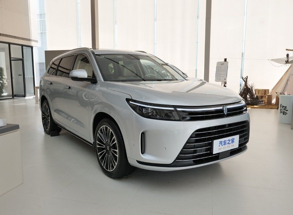 Aito M7 Electric Cars by Huawei 2024 Energy Vehicles 1.5T Four-Wheel Drive Plus 5-Seater