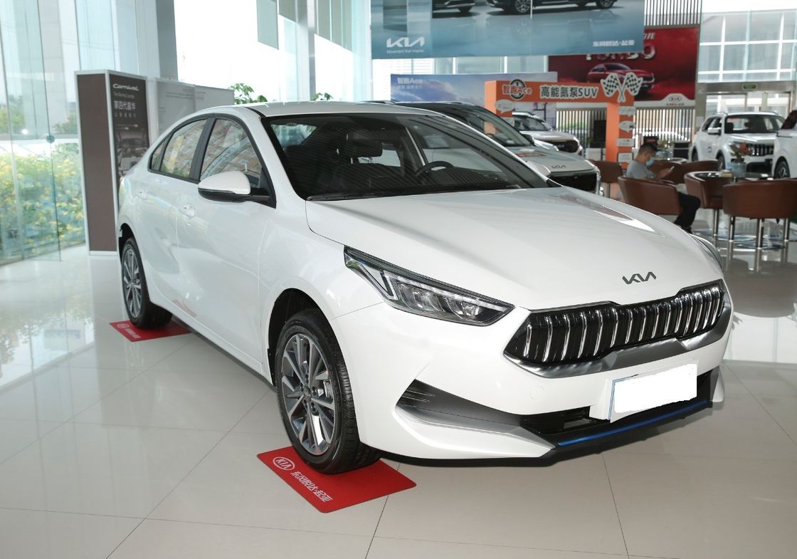 Left Steering Lithium Battery KIA K3 2024 Electric Car Energy Vehicle Sedan for Adults