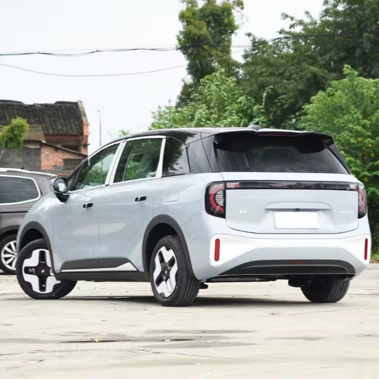 BAIC Kao la Electric Car 2024 MPV with 500km Range and Lithium Iron Phosphate Battery