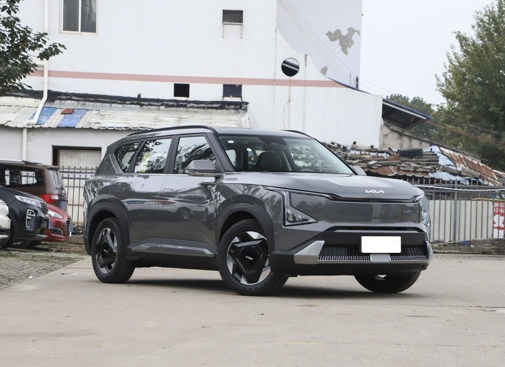 KIA EV5 Land 530KM Midsize SUV 4x4 Electric Vehicle with Lithium Battery in High Demand