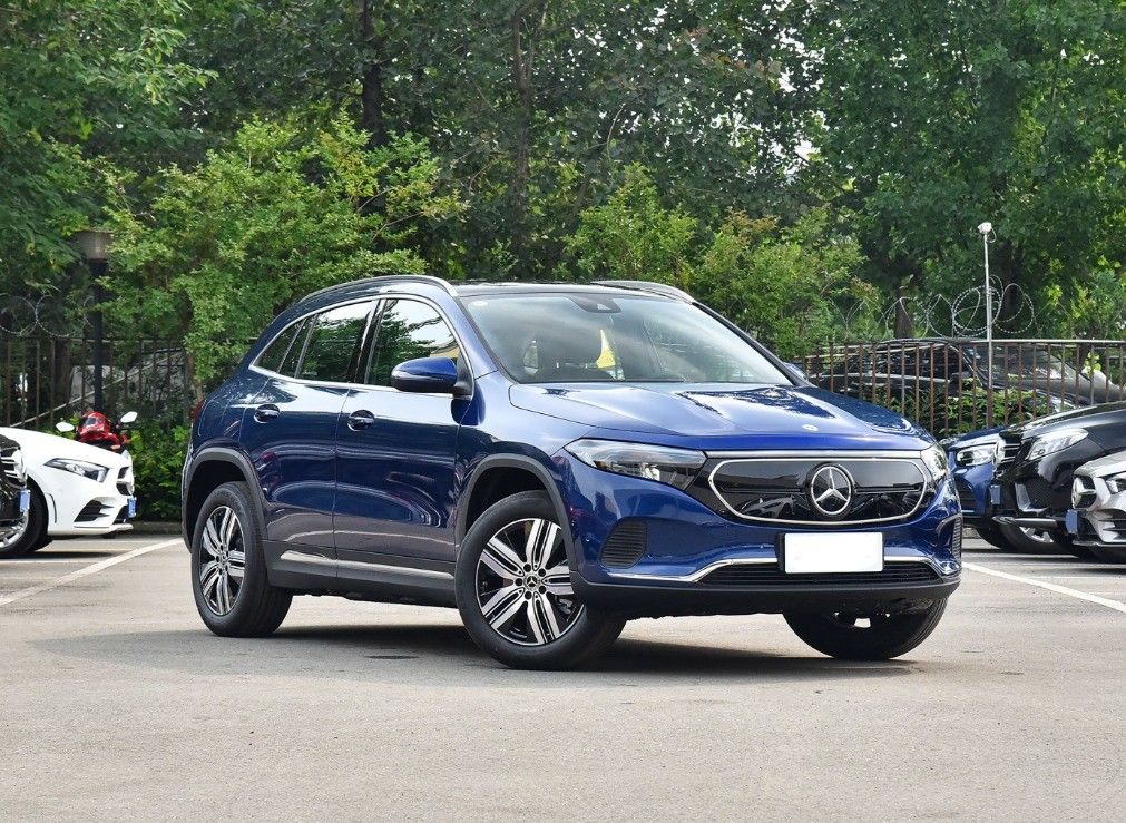 2023 MercedesBenz EQA 260 Electric Car 4x4 Luxury SUV with Ternary Lithium Ion Battery