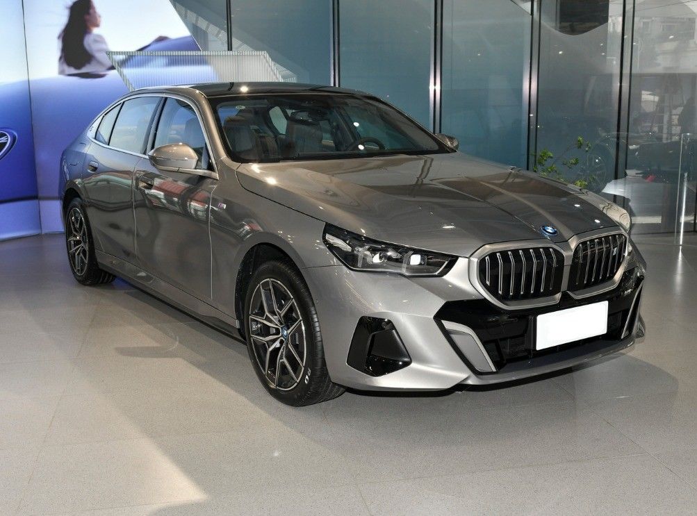 2024 M60 G60 35l Luxury Suv EV I5 BMWs Used Cars Ternary Lithium Ion Battery for Adult