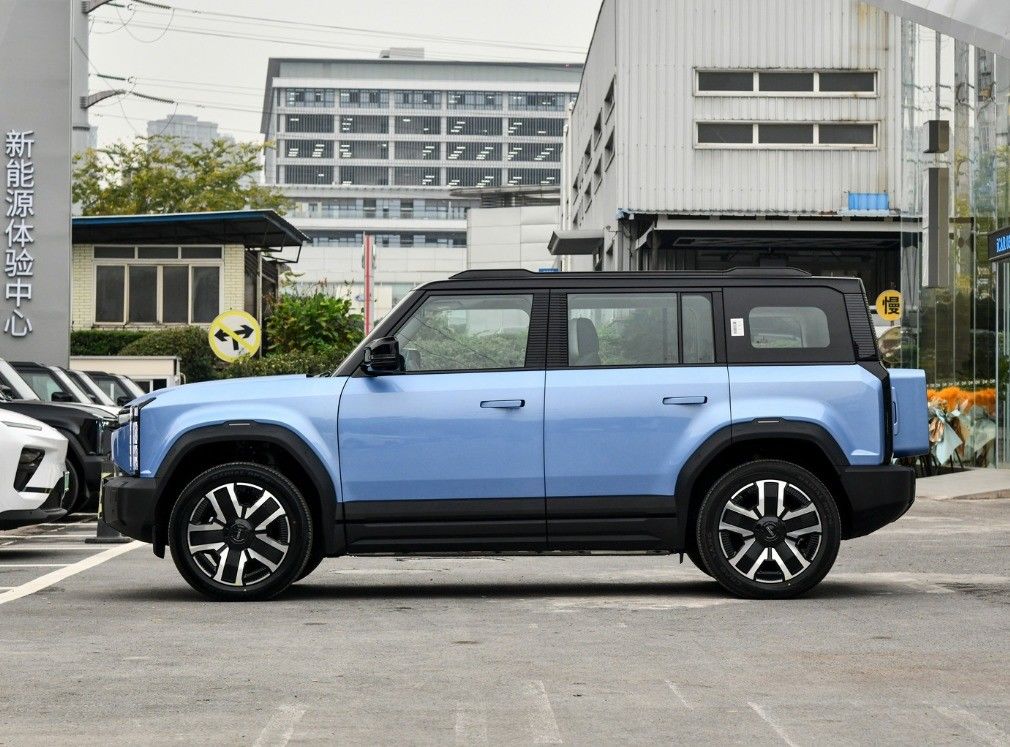 2024 Chery Icar 03 The Perfect Blend of Power and Efficiency for Off-Road Adventures