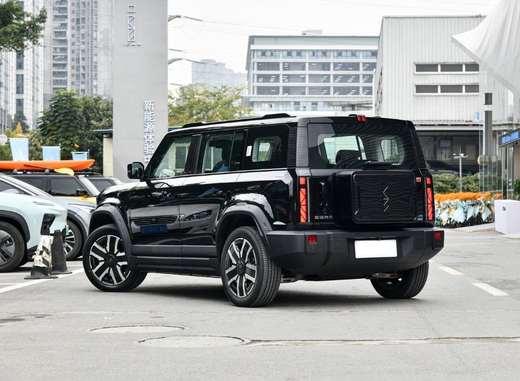 2024 ICAR 03 Gasoline SUV Affordable Off-Road 501Km Electric 5-Seater Four-Wheel Drive