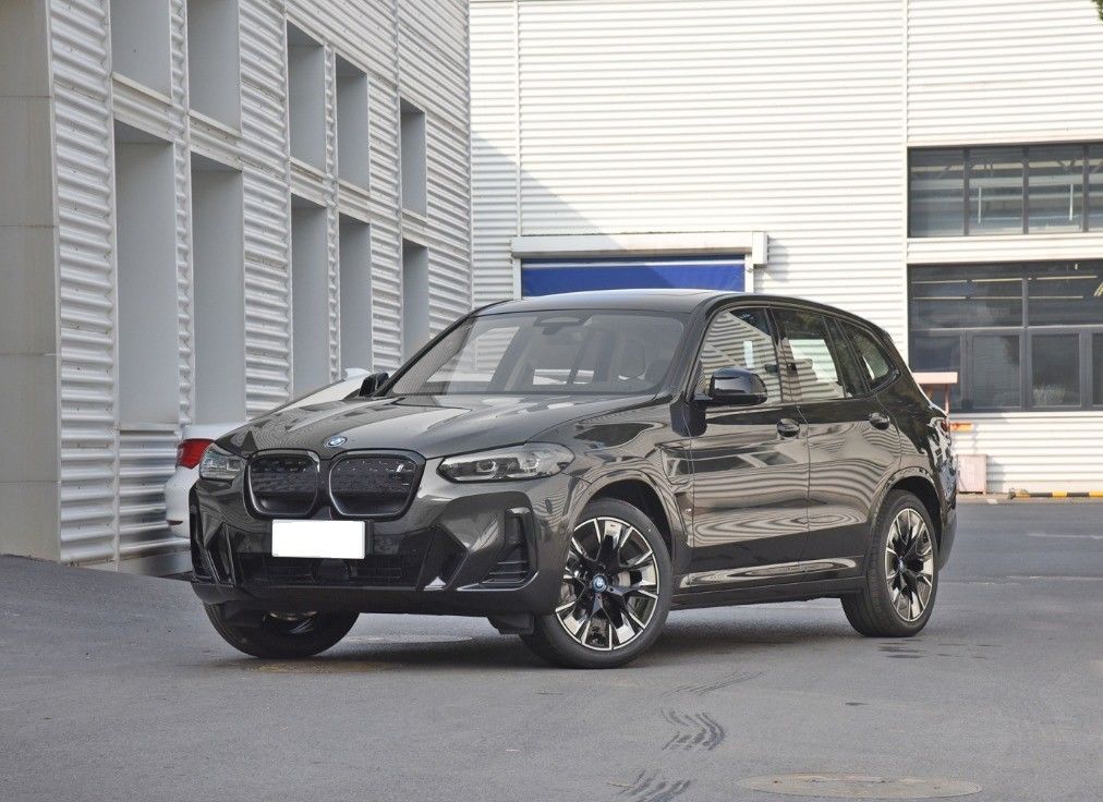 2024 BMWs IX3 Energy Used Car Pure Electric Cars 4x4 SUV 5-door 5-seat Body Structure